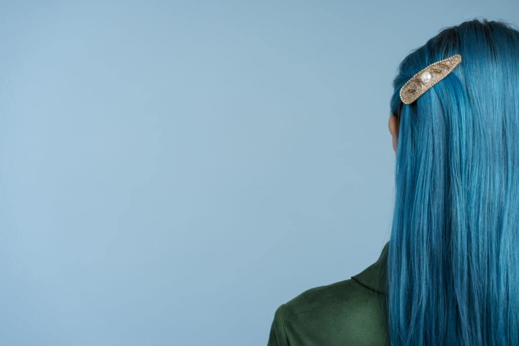 woman-with-blue-hair-back-view